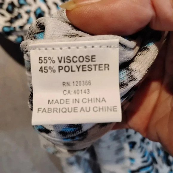 Lavena NWT Women's Ribbed Sweater Sleeveless White/Black/Blue Animal Print SMALL - Picture 8 of 11